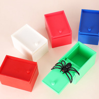 Broma Spider Scare Bug Box Estuche oculto Truco Juego Broma PARA EL Día DE LOS Inocentes Gag Juguetes Regalos de Halloween
