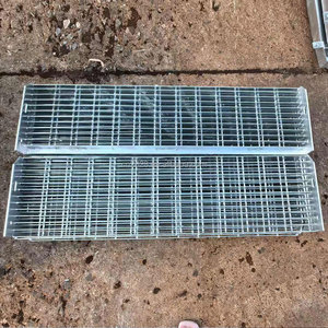 Cầu thang kim loại mạ kẽm ngoài trời với cầu thang thép chống trượt cầu thang thép mạ kẽm - Product Image 4