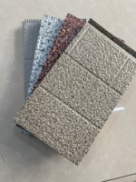 Panel de Revestimiento Metálico Aislado con Patrón de Piedra Granito, Núcleo de Espuma Rígida de PU, Impermeable, Ignífugo, Insonorizante, para Paredes Exteriores