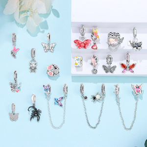 Bijoux personnalisés en usine, fabrication de bijoux en argent 925, breloques papillon luciole, pendentif plaqué or, compatible avec les bracelets originaux, tendance <span class=keywords><strong>TikTok</strong></span> - Product Image 5