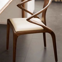 Fauteuil couleur noyer avec revêtement en cuir PU, chaise de salle à manger et de loisirs