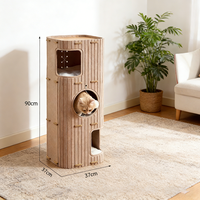 Tour de jeu pour chat multi-niveaux fermée avec structure d'escalade en feutre durable, résistante aux griffures, mobilier d'intérieur pour chat