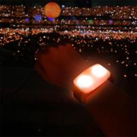 Nouveau bracelet LED clignotant DMX contrôlé par application, en PVC écologique, avec télécommande sans fil de 500 m et lumière RFID, modèle 2025