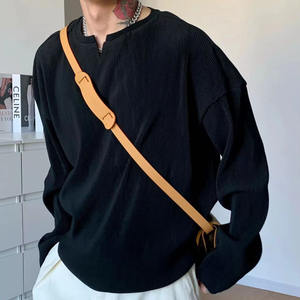 Camiseta de manga larga para hombre personalizada al por mayor, tela de gofre de inspiración clásica, diseño en blanco, tejido de ganchillo, leopardo Formal - Product Image 3