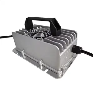 36V 48V 72V Club Car รถกอล์ฟแบตเตอรี่ Charger ที่กําหนดเองตะกั่วกรดแบตเตอรี่ลิเธียมสําหรับ Club รถ EZGo ยามาฮ่า eBike