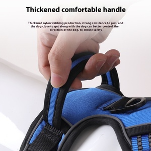 Harnais réglable pour chien moyen Gilet en nylon réfléchissant à la mode avec clip avant 2 anneaux en métal et 3 boucles faciles à allumer/éteindre - Product Image 4