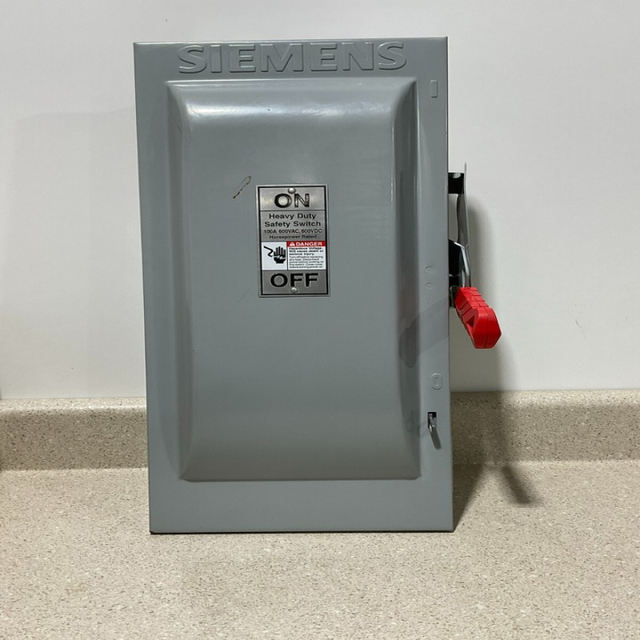 Heavy Duty Safety Switch HF363 100A 600V 3Pole Fusible NEMA1 PLC