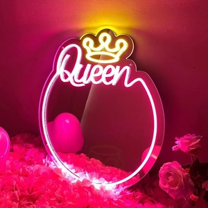 Miroir sur pied contemporain ondulé néon avec cadre lumineux rose, jaune et blanc, en plastique, pour usage domestique - Product Image 2