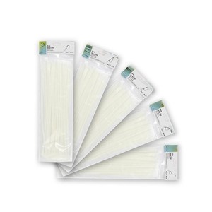 Sac de 100 colliers de serrage blancs, 4,8x200mm, 100% polyamide 66, résistants et durables, idéaux pour organiser les câbles et les fixer - Product Image 1