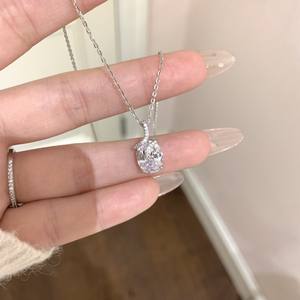 Collar Ovalado de Plata de Ley S925 para Mujer, Diseño Simple y Versátil, Jade Blanco Natural, Colgante de Moda Negro - Product Image 1