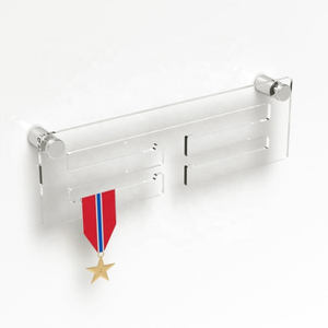 Победный прозрачный акриловый портативный Настенный Дисплей Вешалка с 2 перегородками легко сборка для дома и офиса дисплей медалей - Product Image 1