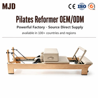 Machine de Pilates Reformer en bois avec barre intégrée, lit en cuir, équipement professionnel, OEM ODM, couleur personnalisée, fourniture directe usine