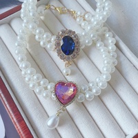 Collier élégant et luxueux en résine florale pour animaux de compagnie, pour chats et chiens, avec collier réglable et confortable