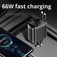 Pengisi Daya Mobil Kabel Retraktil 4 in 1 65W Pengisian Super Cepat dengan Layar Tampilan Tegangan untuk iPhone Samsung