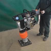 Compacteur à essence Model100, type « Jumping Jack », force d'impact 1,6t, masse de compression 80kg, pour le compactage de la terre et le remblaiement de fossés