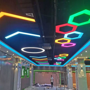 Lampada a Sospensione Commerciale Moderna Esagonale a LED 3CCT Dimmerabile Plafoniera Lineare per Ufficio Palestra Barbiere Hotel - Product Image 5