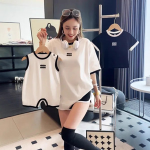 T-shirt Casual in Cotone 100% Lavorato a Maglia con Motivo a Lettere, Eco-friendly, Vestibilità Ampia, Manica Corta per Coppie, Uomini, Donne, Famiglia, 240 Grammi - Product Image 1