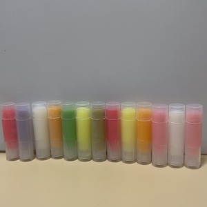 Hydratant <span class=keywords><strong>Ultra</strong></span>-lisse Nourri Réparateur Renouvelant Vegan Soins des Lèvres pour Hommes Chapstick Couleur Noire Thérapie des Lèvres <span class=keywords><strong>Baume</strong></span> à Lèvres - Product Image 4