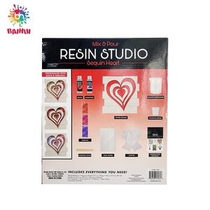 Kit de moulage en résine époxy avec moules en bois et silicone, pigments et paillettes pour la création de porte-clés, la décoration intérieure et les cadeaux - Ensemble de démarrage pour débutants - Product Image 2