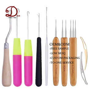 BEAMARKER 4 Crochet Pour Dreadlocks De 0.5/0.75mm Avec Poignées En Bambou Aiguilles à Tresser Pour Tresser Tisser Entretenir Les Dreadlocks Outils De Coiffure DIY Pour Dreadlocks Accessoires De Coiffu