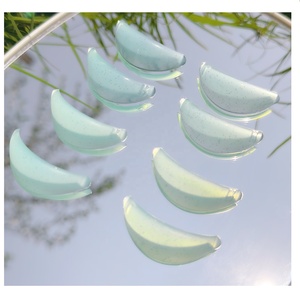 Pads auto-adhésifs brillants pour rehaussement de cils, Foma Bigodini Ciglia 4 paires de protections pour rehaussement de cils, rouleaux de lifting extrême - Product Image 1