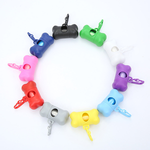 Dispensador de Bolsas para Excrementos de Mascotas en Oferta con Mosquetón Metálico, Dispensador de Bolsas para Excrementos de Mascotas con Sistema de Clic y Bloqueo - Product Image 2