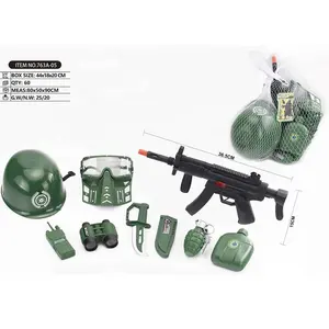 Hot Sales Wholesale role playing game brinquedos-exército jogo conjunto com arma de som, estourar cap, vestuário de proteção