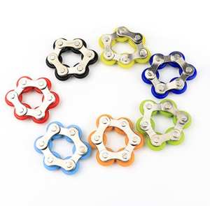 Offre Spéciale soulagement du Stress Flippy caoutchouc <span class=keywords><strong>rouleau</strong></span> porte-clés jouet main Spinner vélo 6 chaînes Fidget jouet pour distributeur Capsule Machine - Product Image 1