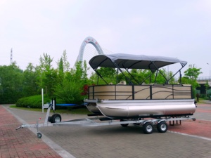 2024 nuevo barco <span class=keywords><strong>de</strong></span> esquí acuático <span class=keywords><strong>de</strong></span> velocidad rápida deportes acuáticos entretenimiento lancha eléctrica <span class=keywords><strong>alquiler</strong></span> <span class=keywords><strong>lujo</strong></span> ocio turismo pontón barco - Product Image 2
