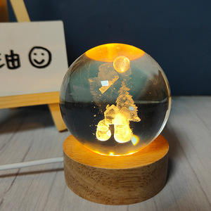 Pronta per la Spedizione: <span class=keywords><strong>Sfera</strong></span> di Cristallo K9 Elite con Incisione Laser di Casa nella Foresta e Luna, Base in Legno con Luce LED Calda, Lampada a <span class=keywords><strong>Sfera</strong></span> di Cristallo 3D - Product Image 2