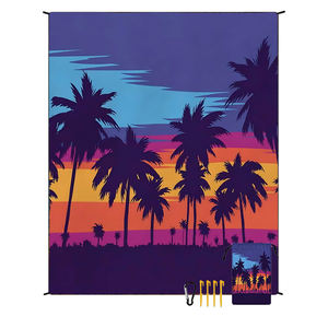 Tappetino da Spiaggia in Poliestere Intrecciato ad Asciugatura Rapida con Tecnologia Anti-Sabbia per Porti Turistici e Parchi Acquatici - Utilizzo per Tutte le Stagioni - Product Image 4