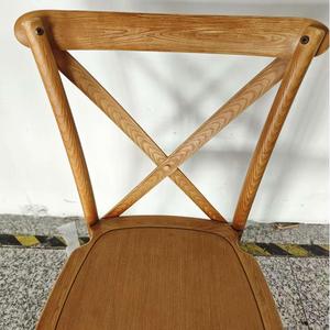 Silla de Resina Apilable Vintage para Banquetes y Bodas con Respaldo Cruzado de Plástico Natural para Venta Directa - Product Image 3