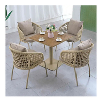 Porche En Plastique Bois Table Carrée 4 Places Chaises Meubles En Plein Air Jardin Corde En Aluminium Ensemble De Salle À Manger