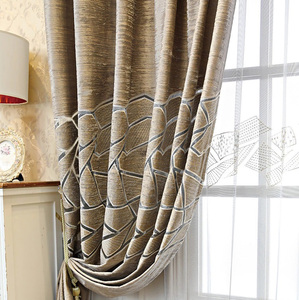 Cortinas de Terciopelo Bordadas Personalizadas al por Mayor con Diseño Moderno Calado a Láser para Sala de Estar, Casa u Hotel - Product Image 6