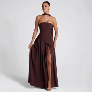 Abito da donna estivo 2026 nuovo, alla moda <span class=keywords><strong>e</strong></span> sexy, senza maniche, con schiena scoperta <span class=keywords><strong>e</strong></span> taglio irregolare - Collezione Boutique all'ingrosso - Product Image 3