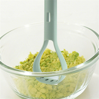 4-in-1 multifunctionele avocado fruit toolset: draagbare avocado-snijder, -pitter, -schep, -schiller en -snijder voor kiwi, mango en druif