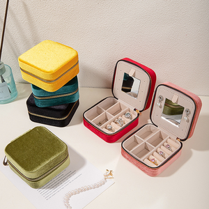 EVERWIN Customize Decoration Square Mini Travel Velvet Jewelry Storage Display Case With Mirror Zipper - Product Image 2