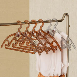 Perchas para <span class=keywords><strong>Ropa</strong></span> <span class=keywords><strong>ODIS</strong></span> Premium Aroma con Barra para Corbatas, para Dormitorio, Armario, Hotel, Organización de Armarios - Product Image 1