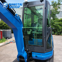 Mini-excavatrice sur chenilles avec moteur diesel, chenilles en caoutchouc, train de roulement durable pour terrains montagneux et travaux en espaces restreints