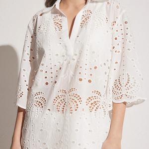 Nueva Blusa Elegante de Encaje Transparente con Cuello de Ganchillo y Botones Delanteros para Mujer, Estilo Occidental, Manga Corta, Color Blanco, Venta al por Mayor 2025 - Product Image 2