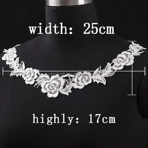 Più popolare 100% poliestere bianco ricamato pizzo fiore scollo sostenibile abito con Guipure decorativo DC12 - Product Image 6