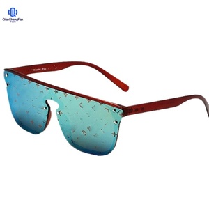European and American Trendy <strong>Sunglasses</strong> Stylish <strong>Large</strong> Frame <strong>Sunglasses</strong> One-piece Printed <strong>Sunglasses</strong> 2330 - Product Image 5