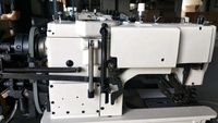 Machine à coudre industrielle à point droit haute vitesse DT781 pour la fabrication de trous de bouton sur les pantalons, prix
