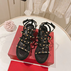 Sandales compensées d'été pour femmes à bout carré et talon carré, respirantes et confortables, chaussures de mariage en cuir véritable avec semelle intermédiaire - Product Image 1