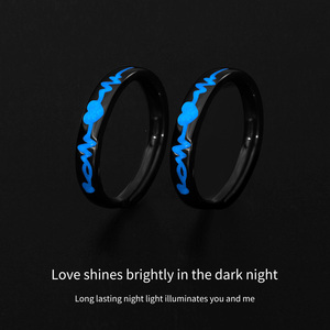Cincin Fluorescent <span class=keywords><strong>Heartbeat</strong></span> <span class=keywords><strong>Couple</strong></span>, Cocok untuk Semua, Perak Sterling S925 Premium, Perhiasan Terbuka yang Menawan, Cocok untuk Pernikahan dan Pesta - Product Image 3