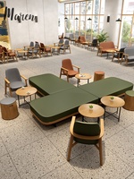 Ensemble de table et de chaises de restaurant en bois massif moderne pour usage commercial, durable et écologique, 4 places