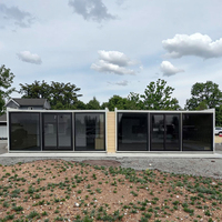 Maison de conteneur d'expédition extensible de 40 pieds, cabine préfabriquée portable, maison pliable pour les camps, les stations balnéaires, les logements temporaires, les bureaux