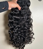 Cheveux bouclés birmans de 38 à 40 pouces de long, cheveux vietnamiens bruts non traités, cheveux cambodgiens bruts non traités, cheveux bouclés birmans crépus, ondulés naturels