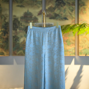 <span class=keywords><strong>Ropa</strong></span> Original para <span class=keywords><strong>Mujer</strong></span>, Elegantes Pantalones Largos <span class=keywords><strong>de</strong></span> Pierna Recta y Cintura Alta en Azul Cielo, Pantalones Versátiles <span class=keywords><strong>de</strong></span> Pierna Ancha en Seda <span class=keywords><strong>de</strong></span> Morera 7410 - Product Image 2