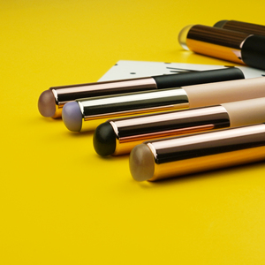 Factory Manufacturing High Quality Custom Silicone Lipstick Brush Gradient Shading Pen Lip <b>Applicator</b> with Wooden Handle - Product Image 3